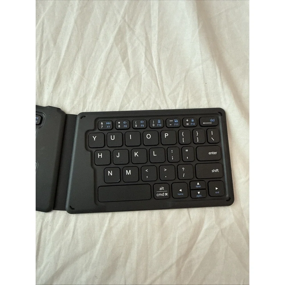 Targus Wireless Folding Keyboard Bluetooth Antimicrobial Protection AKF003US